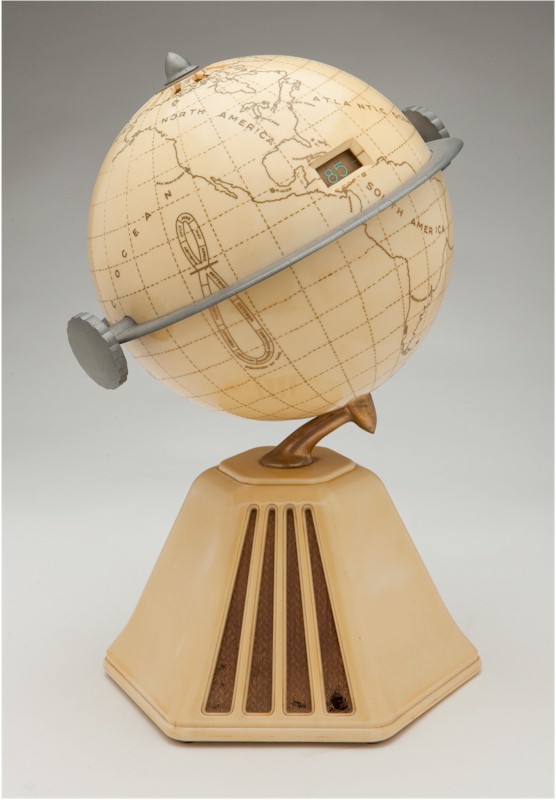 Colonial 700 (?) Globe