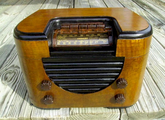 Crosley 739 