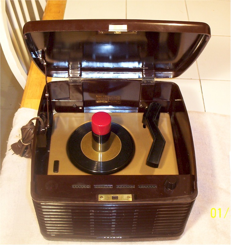 Decca P903 