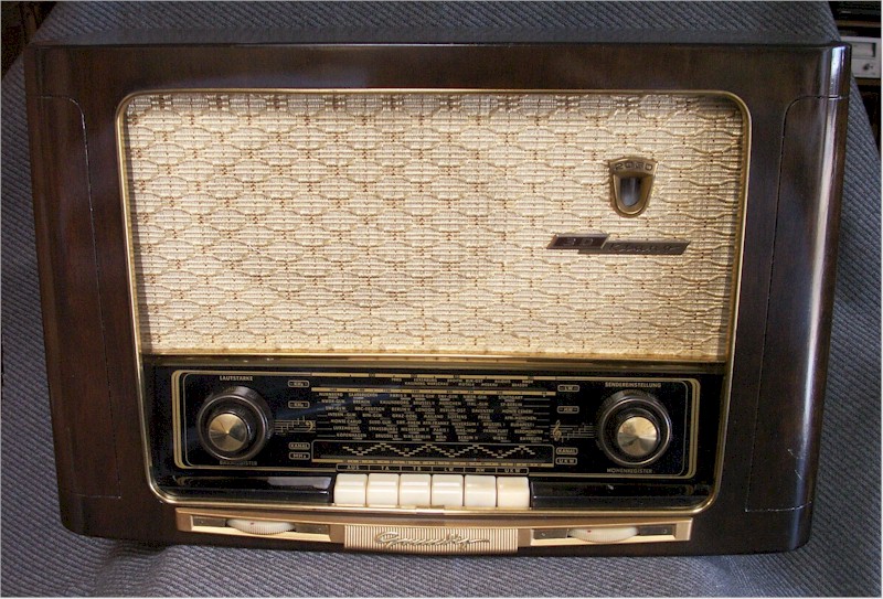 Grundig 2030 