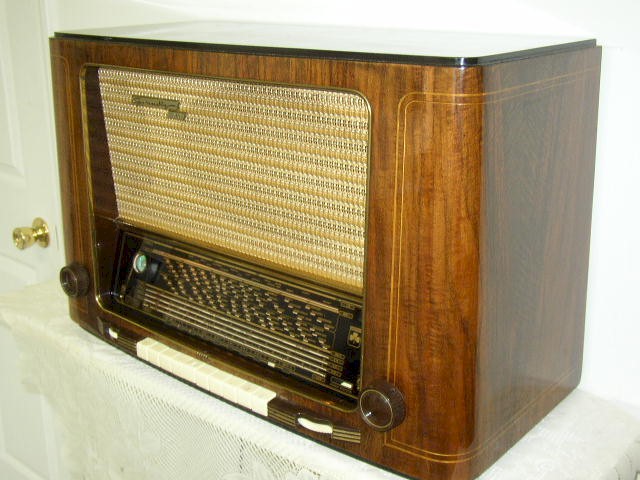 Grundig 4010 