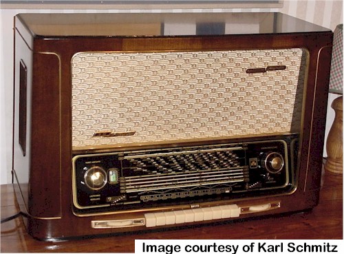 Radio Attic's Archives - Grundig 5040-W-3D (1954) Manufactured in Germany