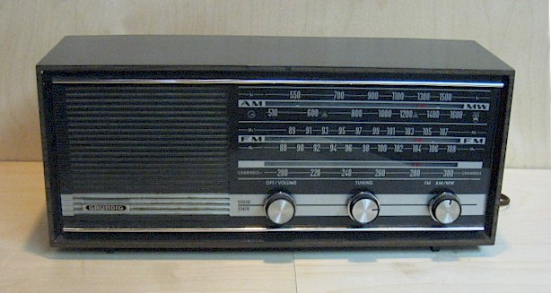 Grundig RF80U 