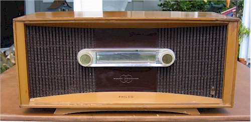 Philco E-818 