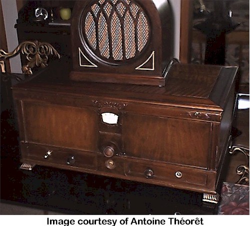 Stromberg-Carlson 628 Treasure Chest 