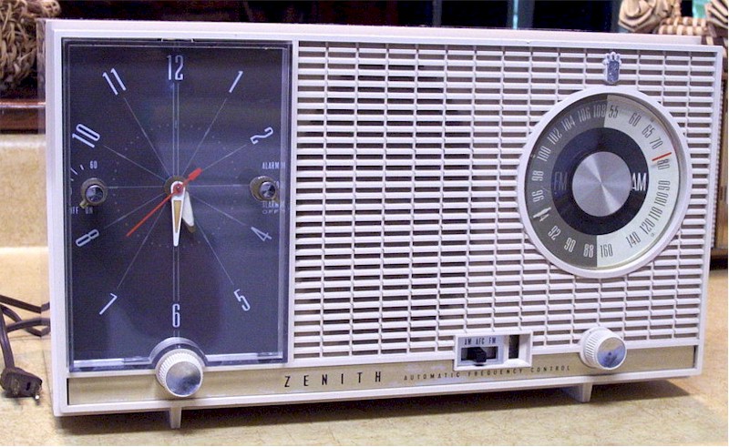 Zenith J-727C 