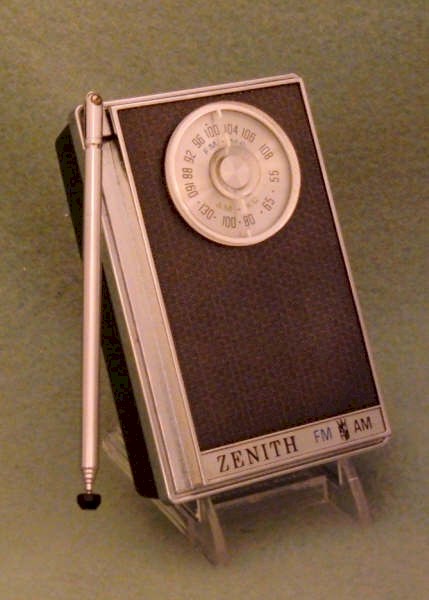 Zenith Royal 25 